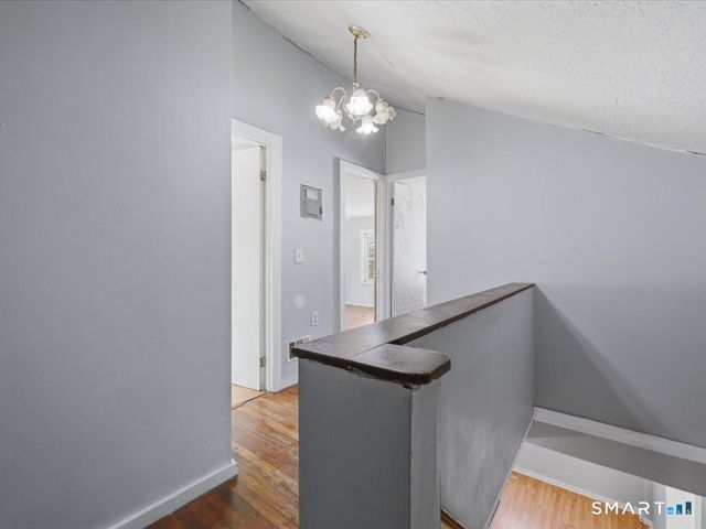 16 Grandview Terrace, Portland, CT 06480