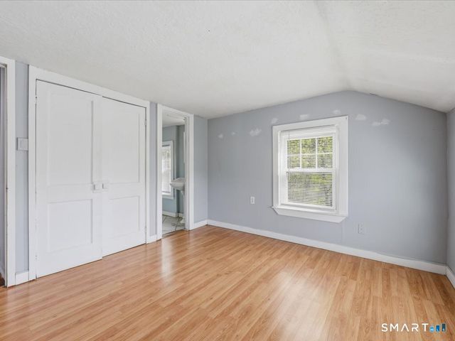 16 Grandview Terrace, Portland, CT 06480