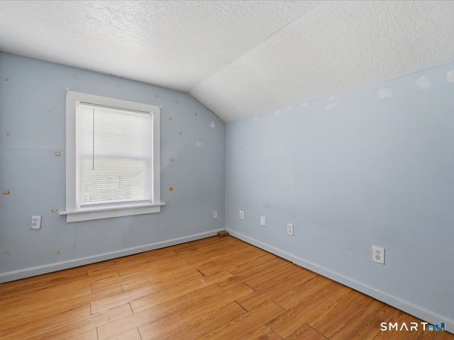 16 Grandview Terrace, Portland, CT 06480