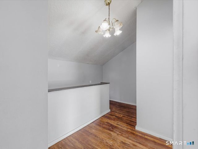 16 Grandview Terrace, Portland, CT 06480