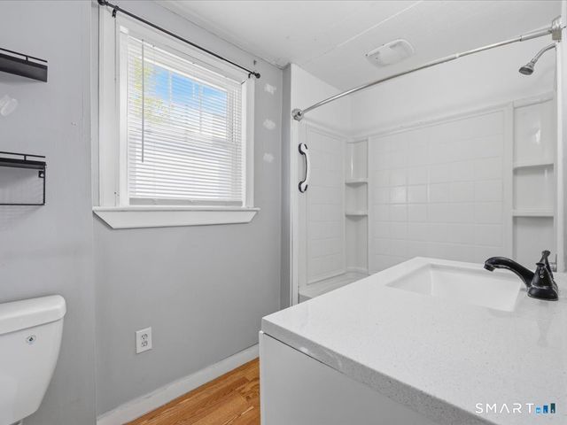 16 Grandview Terrace, Portland, CT 06480