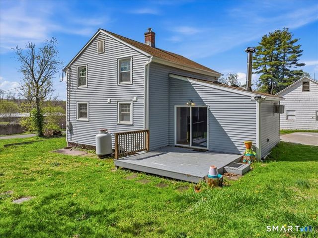 16 Grandview Terrace, Portland, CT 06480