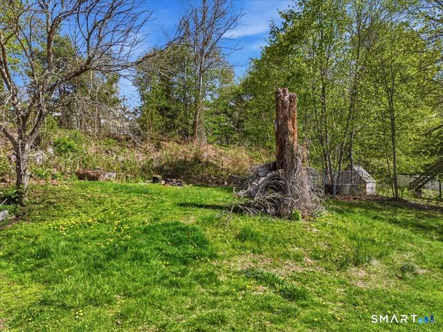 16 Grandview Terrace, Portland, CT 06480