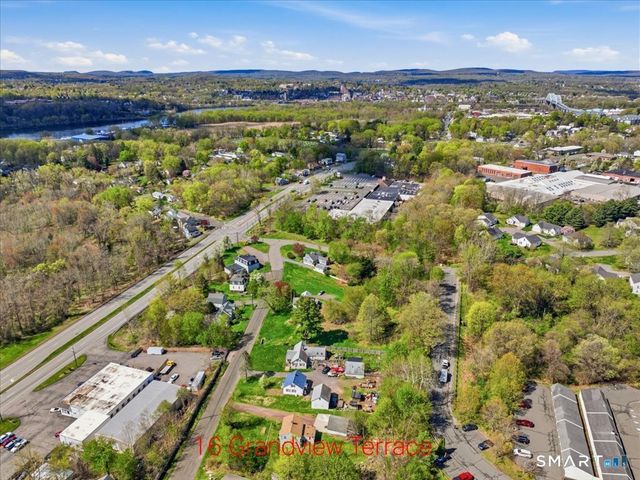 16 Grandview Terrace, Portland, CT 06480