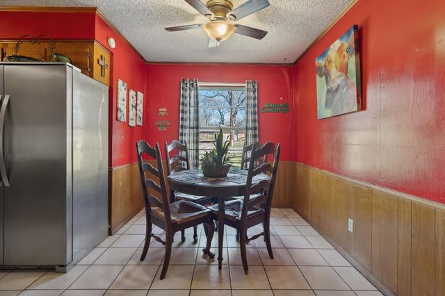 15950 Cherokee Trail, Kemp, TX 75143