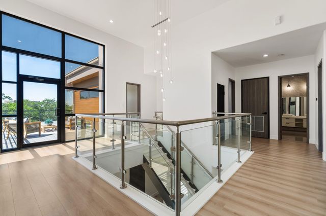 5734 N Braeswood Boulevard, Houston, TX 77096