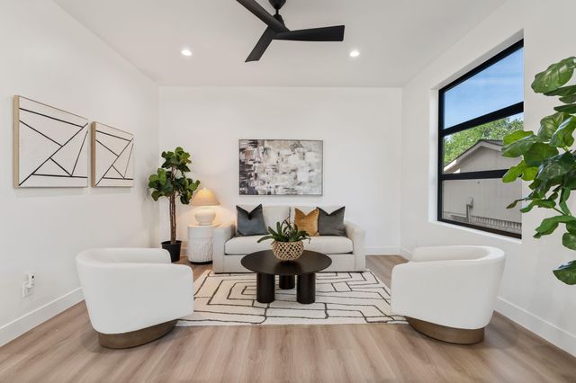 5734 N Braeswood Boulevard, Houston, TX 77096