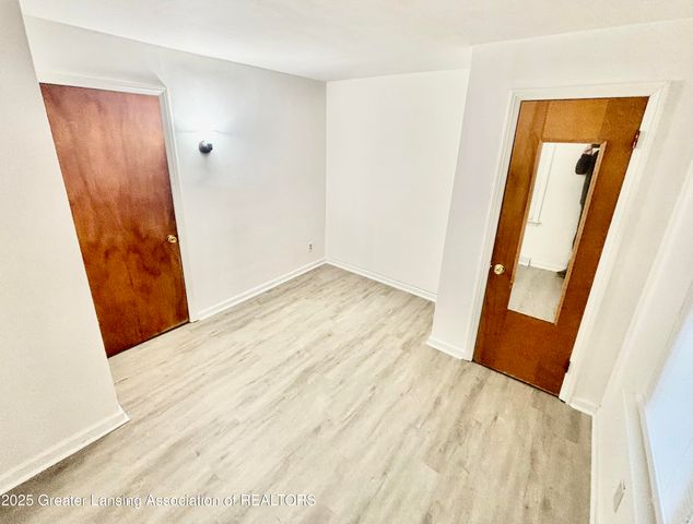 205 Renker Road, Lansing, MI 48917