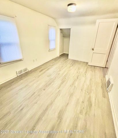 205 Renker Road, Lansing, MI 48917