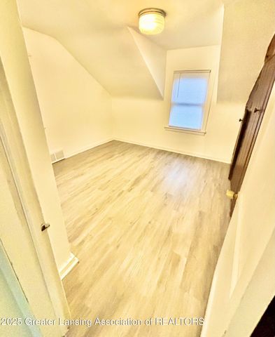 205 Renker Road, Lansing, MI 48917