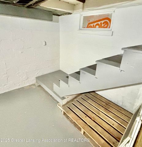 205 Renker Road, Lansing, MI 48917