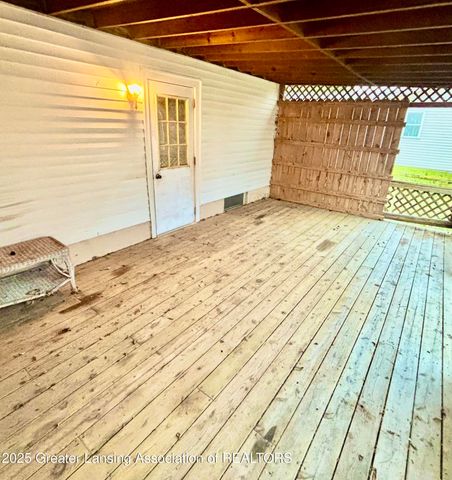 205 Renker Road, Lansing, MI 48917