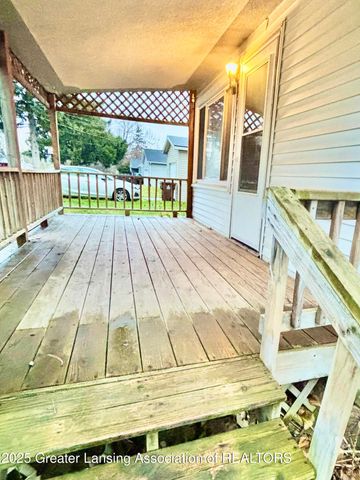 205 Renker Road, Lansing, MI 48917