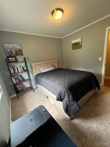 1886 Lindenhall Drive, Loveland, OH 45140