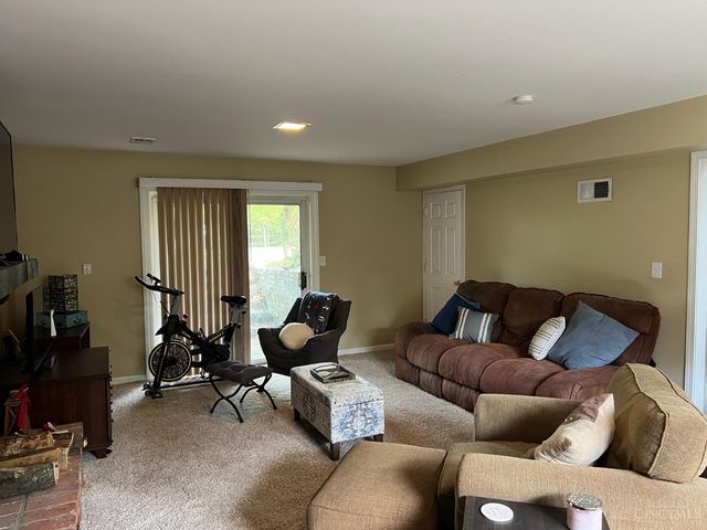 1886 Lindenhall Drive, Loveland, OH 45140