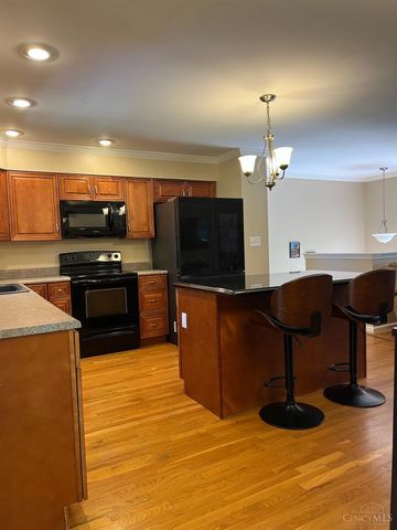 1886 Lindenhall Drive, Loveland, OH 45140