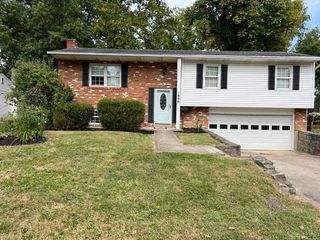 1886 Lindenhall Drive, Loveland, OH 45140