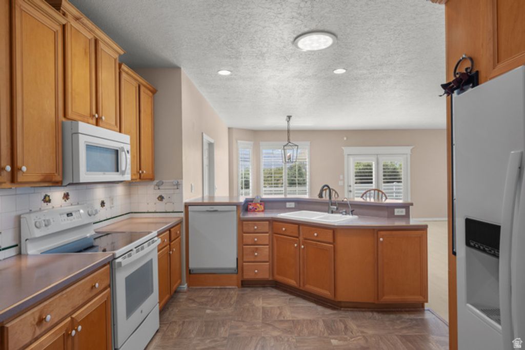 1061 W TITHING RIDGE DR, Riverton, UT 84065 — photo 4