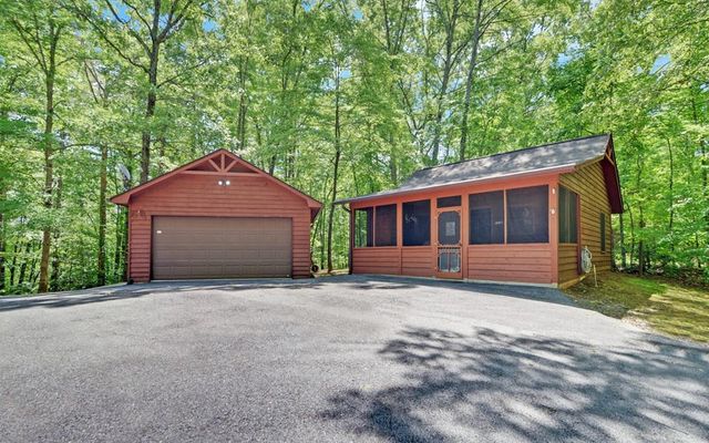 164 Dew Drop Lane, Murphy, NC 28906