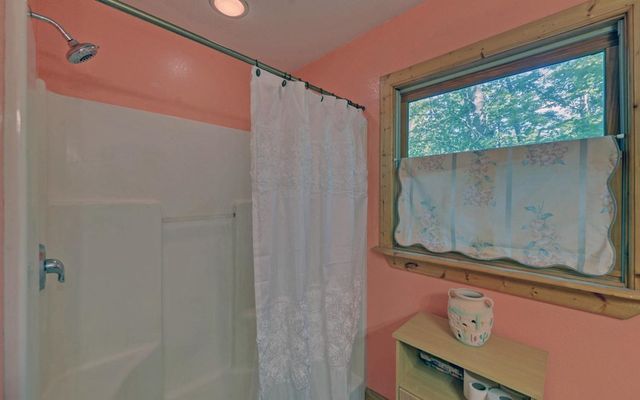164 Dew Drop Lane, Murphy, NC 28906