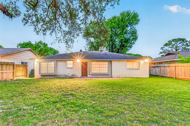 11411 Hornbrook Drive, Houston, TX 77099