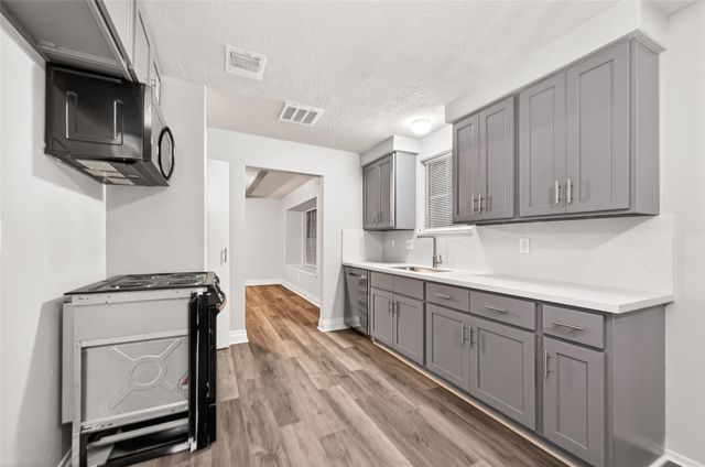 11411 Hornbrook Drive, Houston, TX 77099