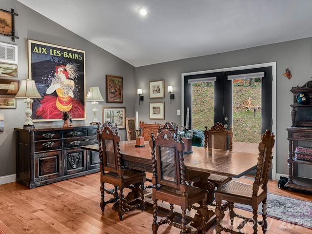 17 Marlwood Court 127, Asheville, NC 28804
