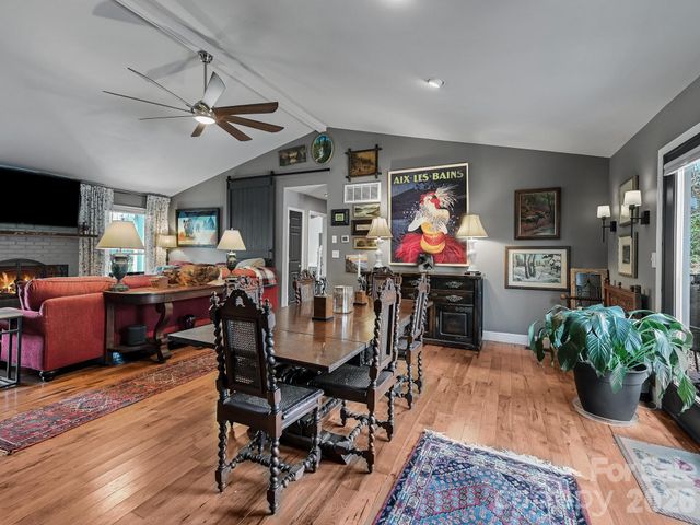 17 Marlwood Court 127, Asheville, NC 28804
