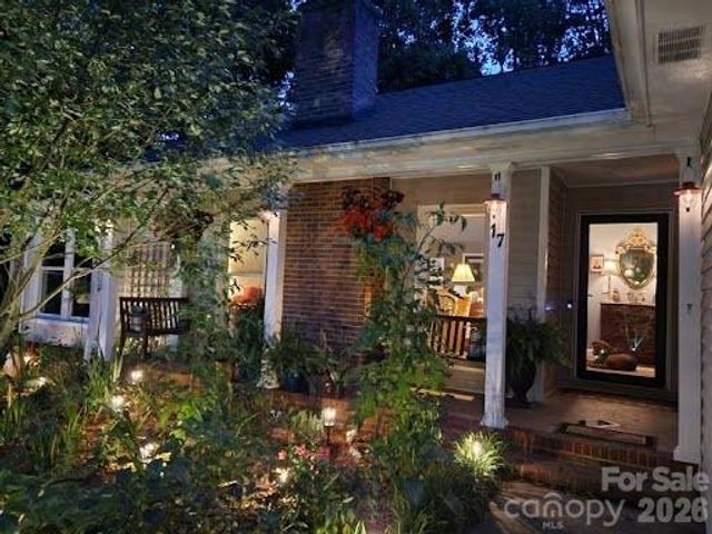 17 Marlwood Court 127, Asheville, NC 28804