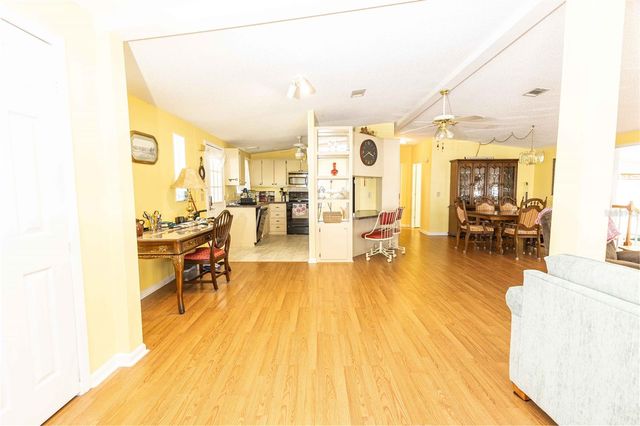 1159 PARADISE DRIVE, Lady Lake, FL 32159