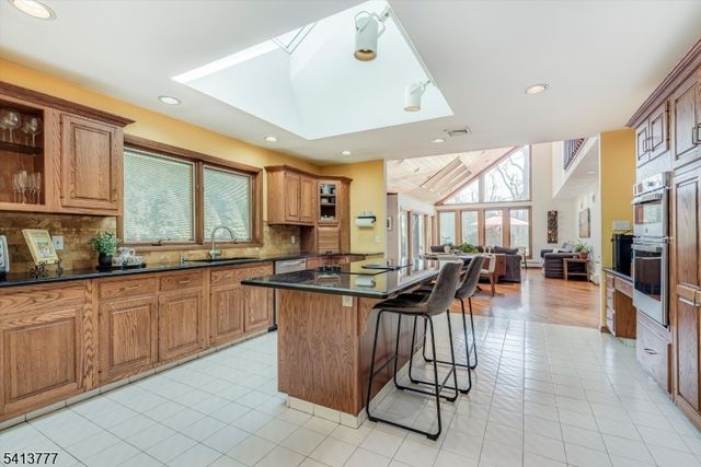 15 Mountain Spring Dr, Sparta Twp., NJ 07871