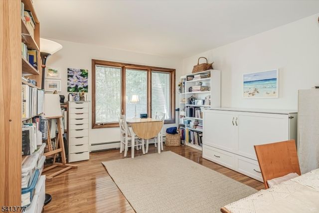 15 Mountain Spring Dr, Sparta Twp., NJ 07871