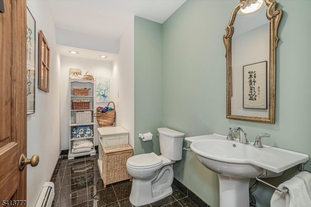 15 Mountain Spring Dr, Sparta Twp., NJ 07871