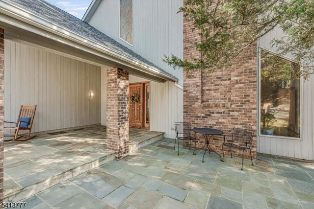 15 Mountain Spring Dr, Sparta Twp., NJ 07871