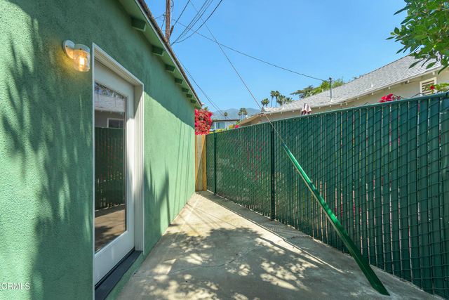 1221 A Fernside Drive, La Canada Flintridge, CA 91011