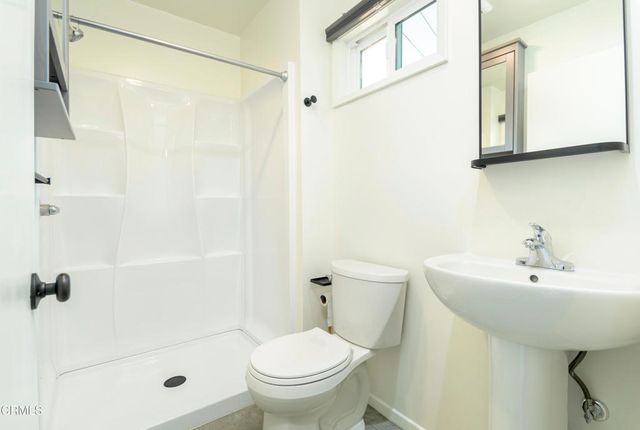 1221 A Fernside Drive, La Canada Flintridge, CA 91011