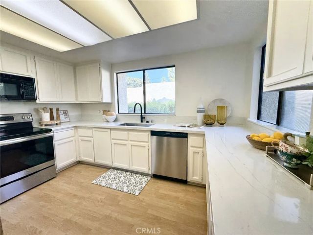 451 Corte Rojo, Upland, CA 91786