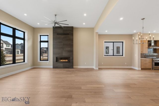 123 Creekbank Loop, Bozeman, MT 59718