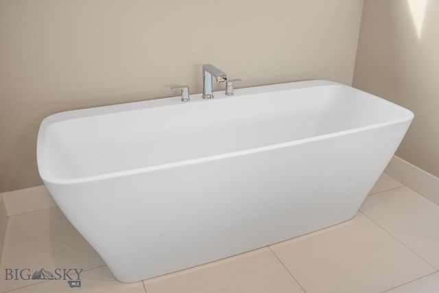 123 Creekbank Loop, Bozeman, MT 59718