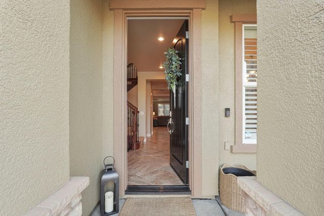 2246 Katzakian Way, Lodi, CA 95242