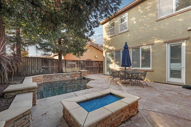 2246 Katzakian Way, Lodi, CA 95242