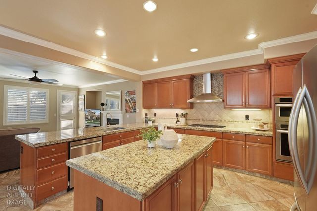 2246 Katzakian Way, Lodi, CA 95242