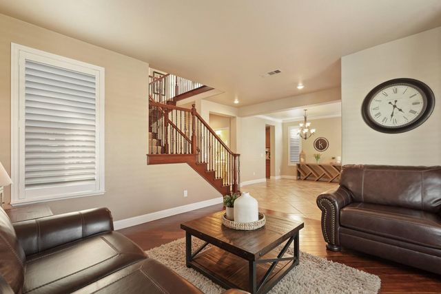 2246 Katzakian Way, Lodi, CA 95242