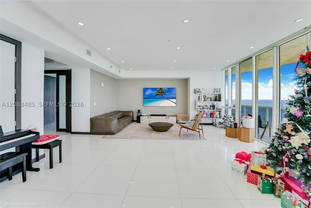 15901 Collins Ave 2701, Sunny Isles Beach, FL 33160