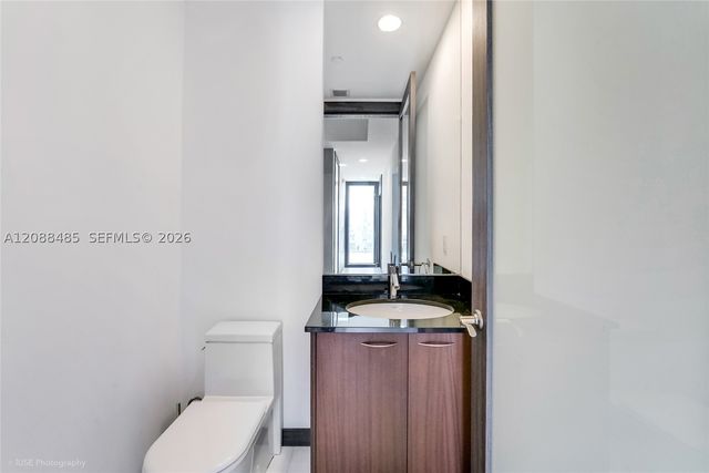 15901 Collins Ave 2701, Sunny Isles Beach, FL 33160