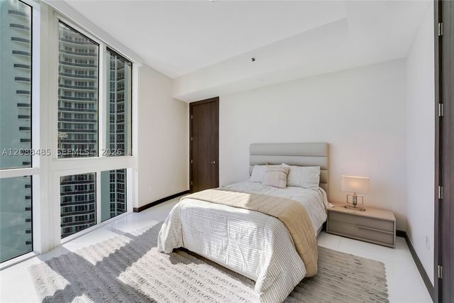 15901 Collins Ave 2701, Sunny Isles Beach, FL 33160