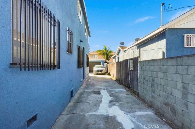 224 W 107th, Los Angeles, CA 90003