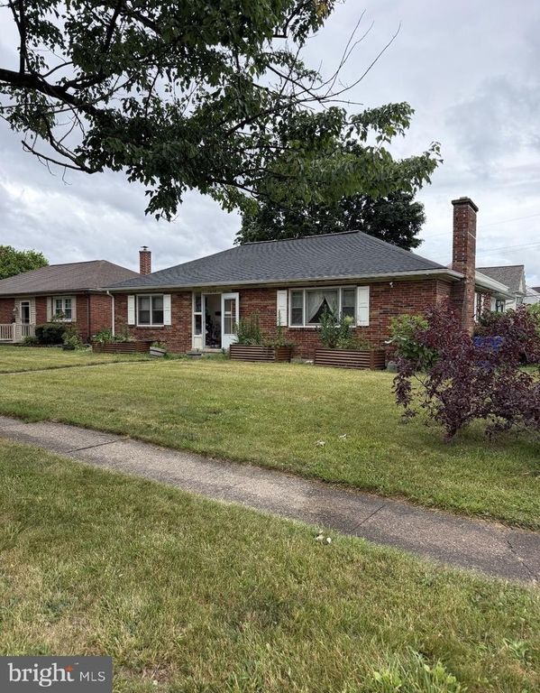 7050 JEFFERSON ST, Harrisburg, PA 17111