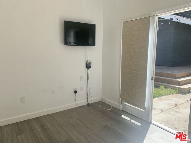 5623 Homeside Avenue, Los Angeles, CA 90016