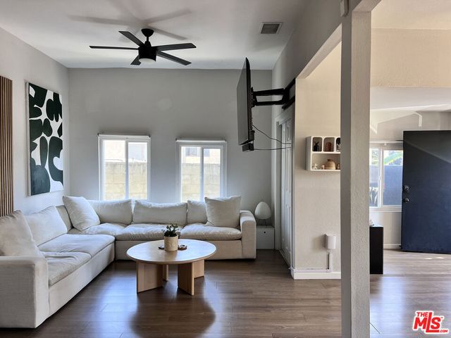 5623 Homeside Avenue, Los Angeles, CA 90016